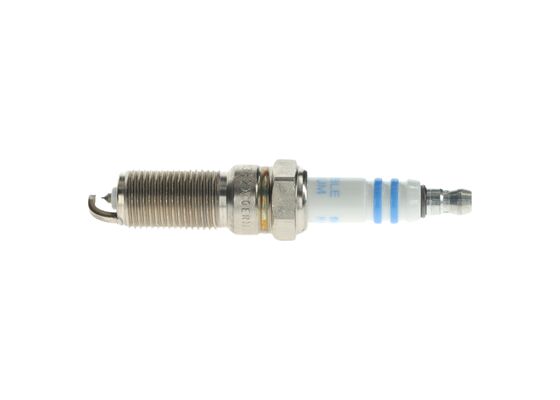 CADILLAC ATESLEME BUJISI ILTR6A 13G – BOSCH 0242230530