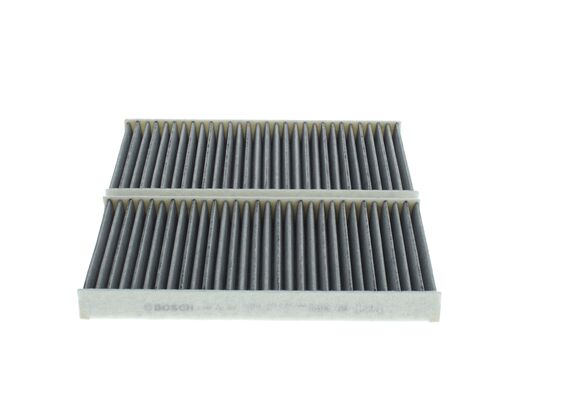 BMW POLEN FILTRESI BMW E60 E61 E63 E64 KARBONLU