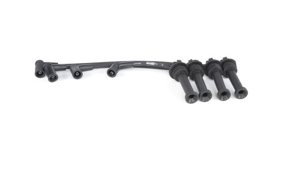 BUJİ KABLOSU (SİLİKON SET) FORD COUGAR 2.0İ; FOCUS 1.8İ; FOCUS 1.8İ TURNİER; FOCUS 2.0İ; FOCUS 2.0İ