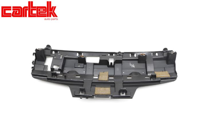BMW TAMPON BRAKETI F32 F33 F36 ARKA IC ORTA