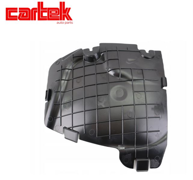 MERCEDES CAMURLUK DAVLUMBAZ KAPAGI W205 ON SOL