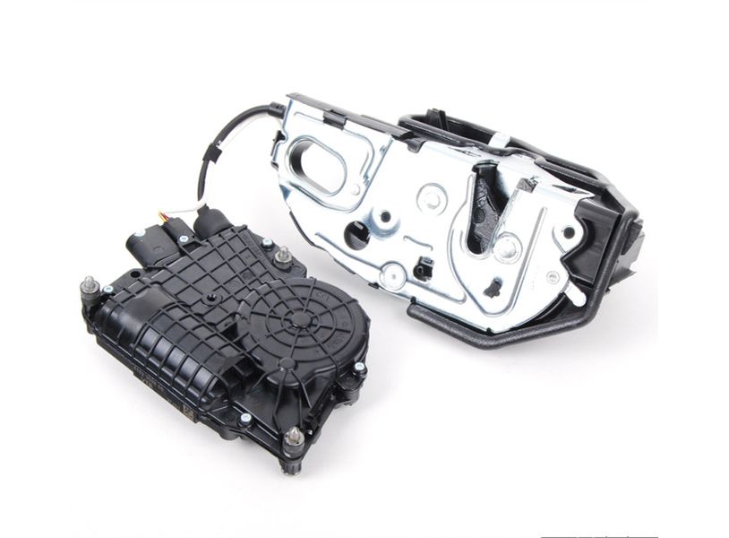 BMW KAPI KILIDI VAKUMLU SAG ON BMW F10 F01 F02 F03 F04