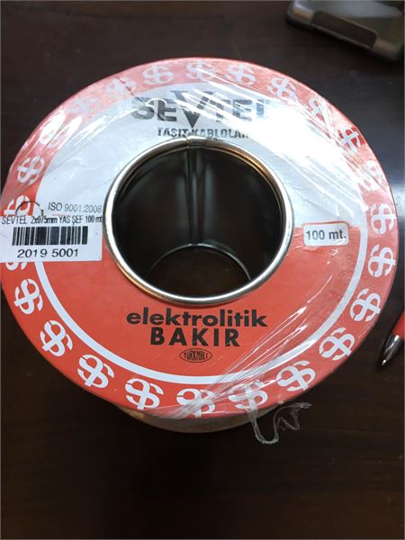 UNIVERSAL HOPARLOR KABLOSU YASSI BITISIK 2X0,75 SEFFAF