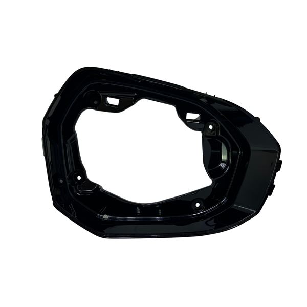 BMW AYNA CERCEVESI PIANO BLACK SAG BMW G60 G70 22>