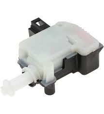 VAG YAKIT DEPO KAPAK MOTORU VW GOLF JETTA PASSAT B5 B6 SKODA